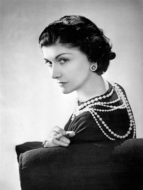 coco chanel couture closed in 1943|Coco Chanel world war 2.